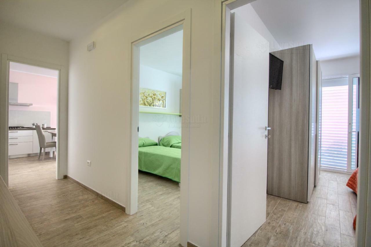 Jacuzzi Holiday Homes By Lovesud Santa Maria di Leuca Exterior foto